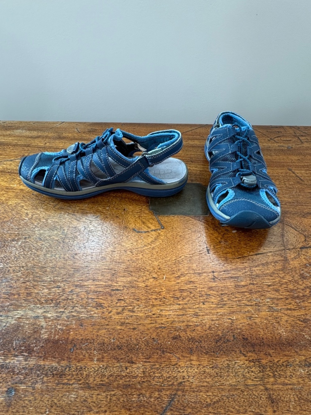 KEEN Whisper Waterproof Hiking Sandals Blue Bungee Trail Shoes Women's Size 5